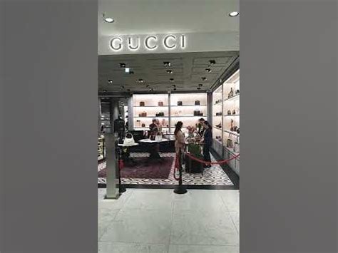 ᐅ Öffnungszeiten „Gucci Corner Stuttgart“ 